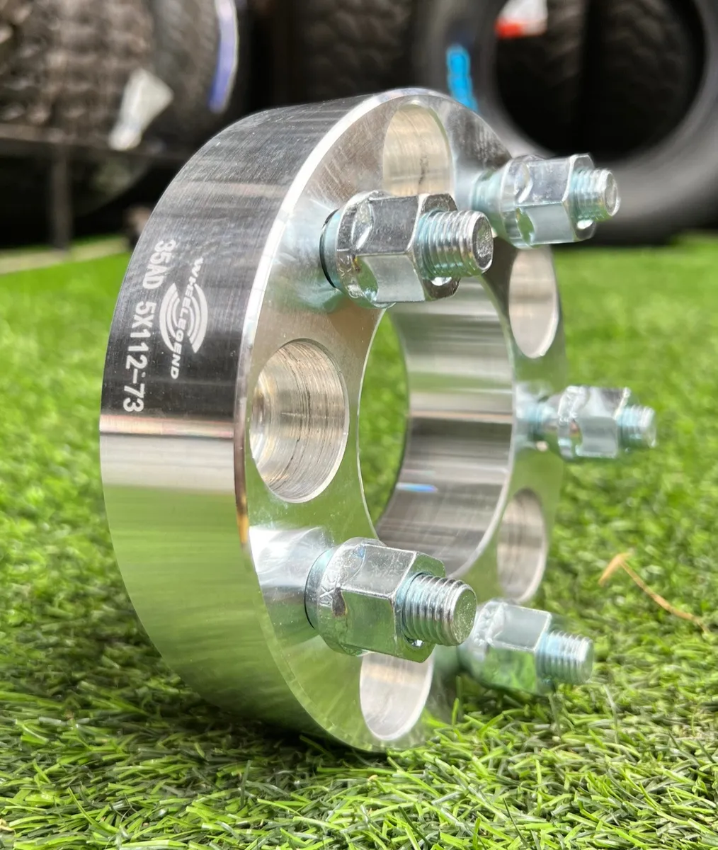 Espaciadores 5X112 1,5" - Valencia Shop | Espaciadores de Llantas - Repuestos a pedido | Coquimbo - La Serena | Envíos a Todo Chile