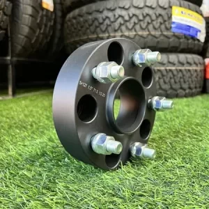 Espaciadores Con Centrador 5X127 1,5" CB 71,5 PH 1/2" - 20 UNF - Valencia Shop | Espaciadores de Llantas - Repuestos a pedido | Coquimbo - La Serena | Envíos a Todo Chile