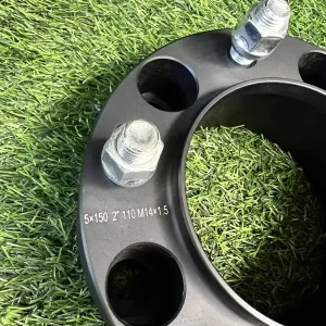 Espaciadores Con Centrador 5X150 2" CB 110 PH 14X1.5 - Vista 2 - Valencia Shop | Espaciadores de Llantas - Repuestos a pedido | Coquimbo - La Serena | Envíos a Todo Chile