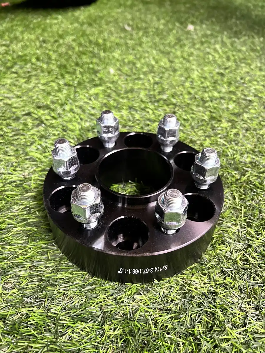 Espaciadores Con Centrador 6X114,3 1,5" CB 67,1/66,1 PH 12X1.25 - Valencia Shop | Espaciadores de Llantas - Repuestos a pedido | Coquimbo - La Serena | Envíos a Todo Chile