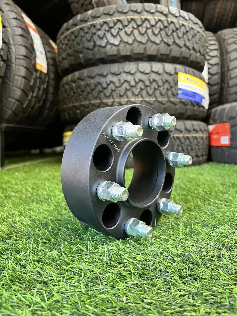Espaciadores Con Centrador 6X135 2" CB 87,1 PH 14X1.5 - Valencia Shop | Espaciadores de Llantas - Repuestos a pedido | Coquimbo - La Serena | Envíos a Todo Chile