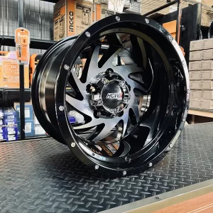 Llantas de Aleación 15X10 6X139,7 CB 110.5 Offset -44 Set x4 - Valencia Shop | Llantas - Repuestos a pedido | Coquimbo - La Serena | Envíos a Todo Chile