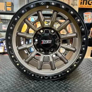 Llantas de Aleacion 16X8 6X139,7 Offset -12 V2 Set x4 - Vista 3 - Valencia Shop | Llantas - Repuestos a pedido | Coquimbo - La Serena | Envíos a Todo Chile