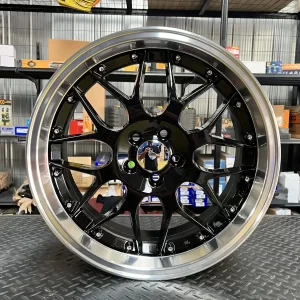 Llantas de Aleación 17X8 5X114,3 Offset 30 Set x4 - Vista 3 - Valencia Shop | Llantas - Repuestos a pedido | Coquimbo - La Serena | Envíos a Todo Chile
