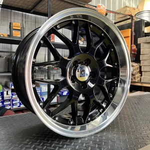 Llantas de Aleación 17X8 5X114,3 Offset 30 Set x4 - Valencia Shop | Llantas - Repuestos a pedido | Coquimbo - La Serena | Envíos a Todo Chile