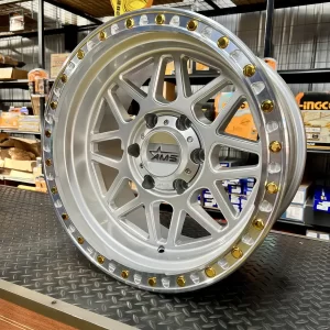 Llantas de Aleacion 17X9 6X139,7 Offset -15 Set x4 - Vista 2 - Valencia Shop | Llantas - Repuestos a pedido | Coquimbo - La Serena | Envíos a Todo Chile